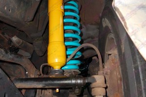 Dobinsons 4x4 coil springs and 2 inch shocks fitted to a 105 Series Landcruiser