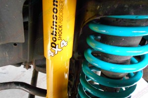 Dobinsons coil springs and shocks fitted to a 105 Series Landcruiser