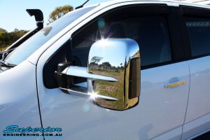 Left front close up shot of the fitted Clearview Towing Mirror